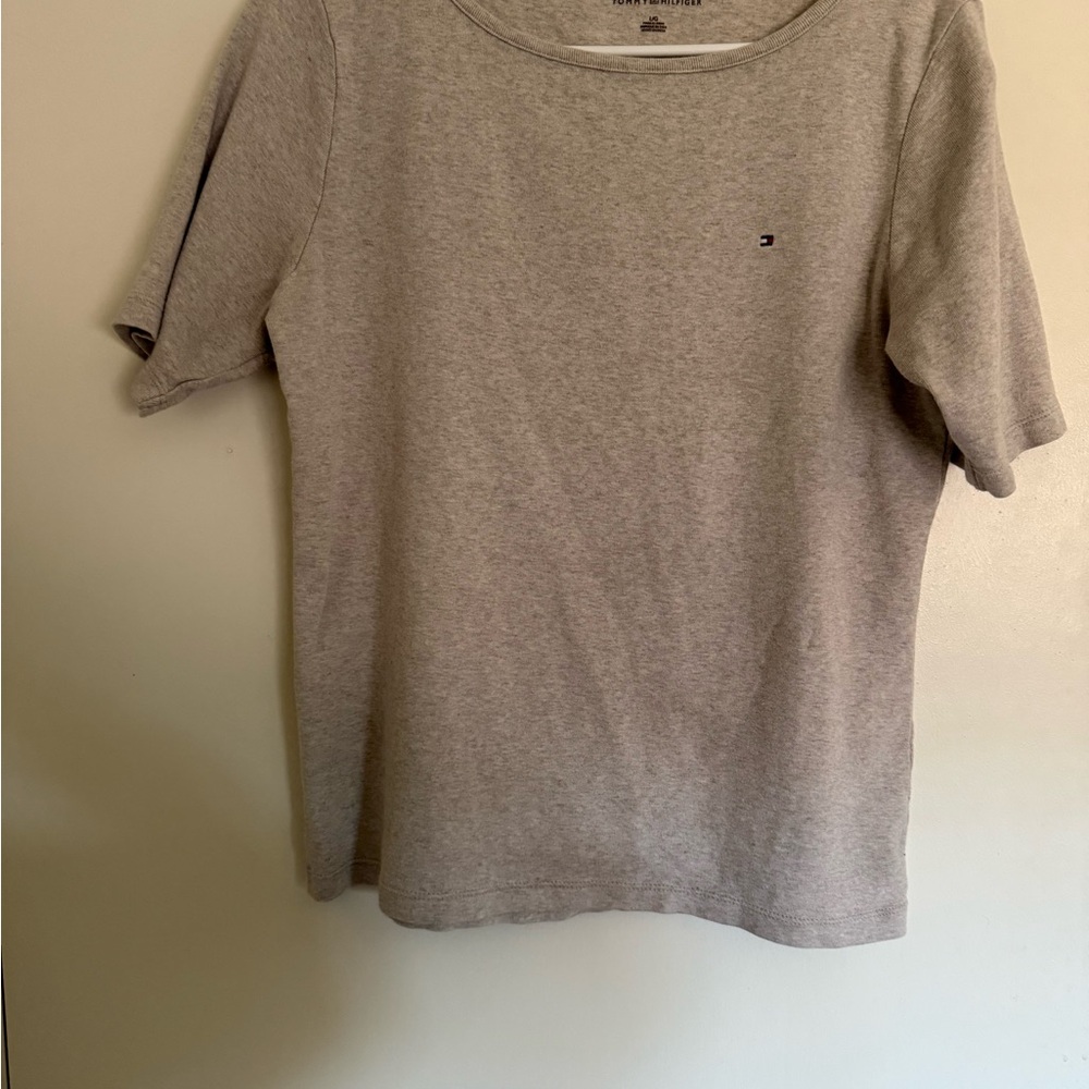 Tommy Hilfiger Beige Crewneck Sweatshirt